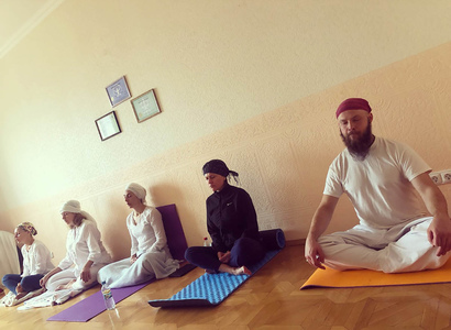 Джапа с защитной Мангала Чаран мантрой - Kundalini Yoga